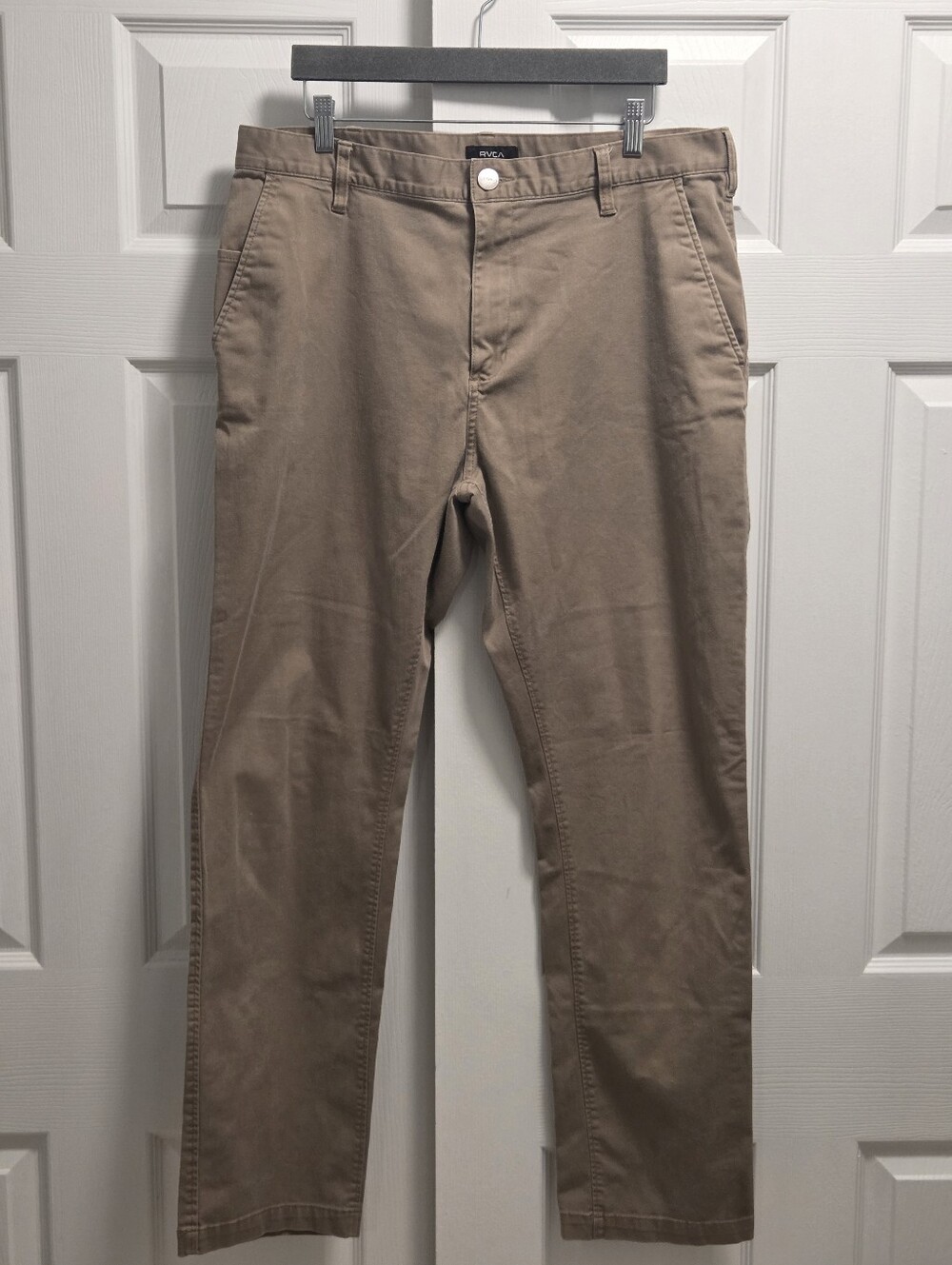 RVCA Men's Khaki Straight Chinos Weekend Fit Size 36